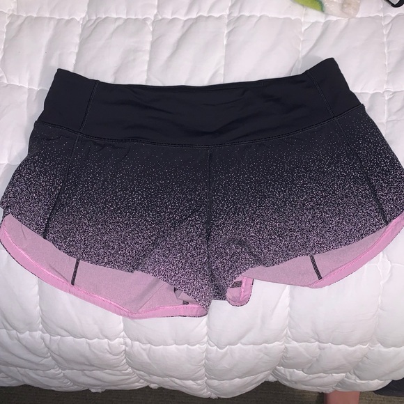lululemon shorts - Picture 1 of 3